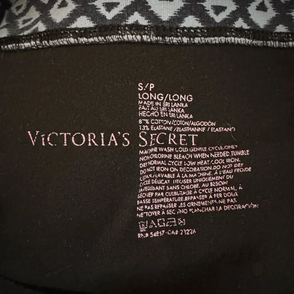 Victoria’s Secret Foldover Flare Leggings - Picture 3 of 3